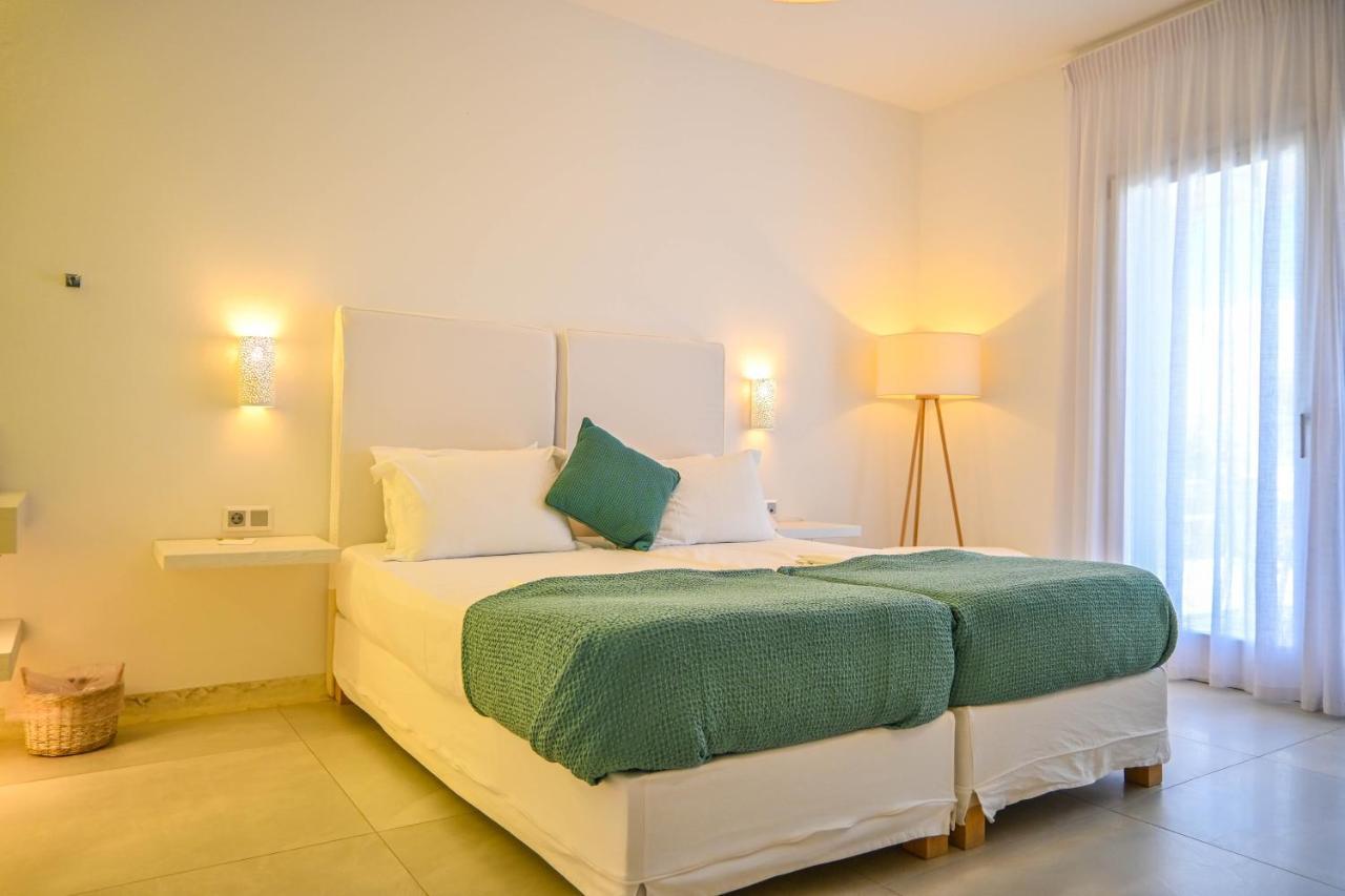 Schinoza Luxury Suites Schoinoussa Exterior foto